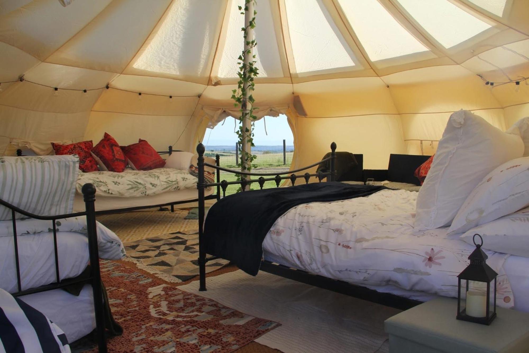 Tal-Y-Fan Farm 6M Stargazer Tent Bridgend  Eksteriør billede